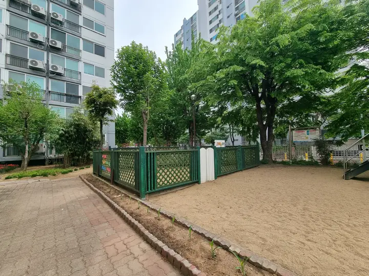 울타리를 두른 정원