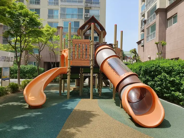 배 모양 놀이대